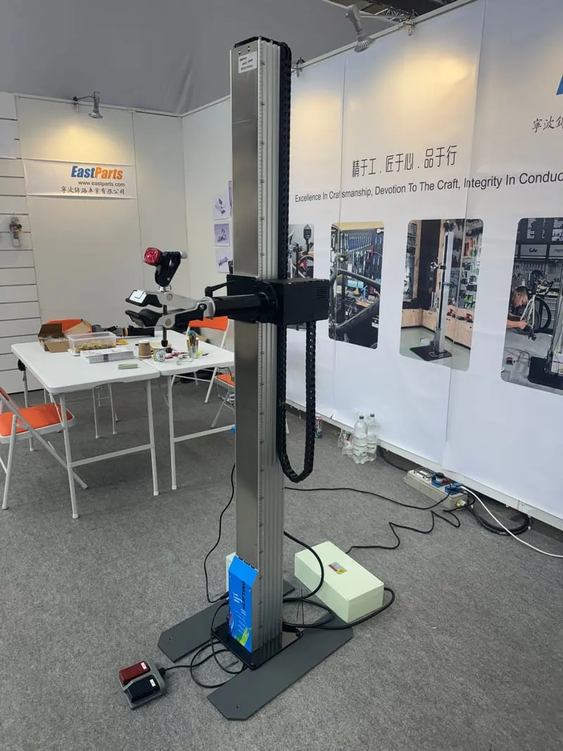 Bicycle Electric Lifting System (Rotatable Type) — view 2